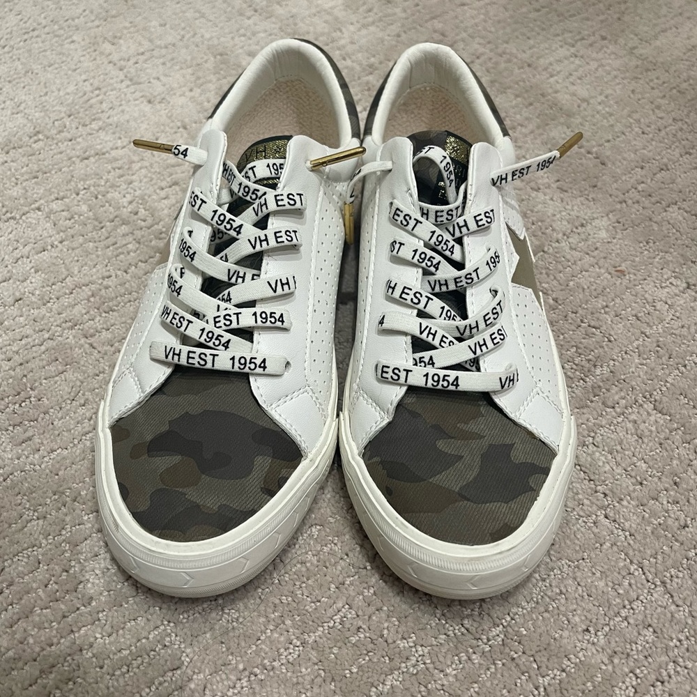 Women’s Vintage Havana Camo Sneakers, Size 8.5 - NWOT Condition